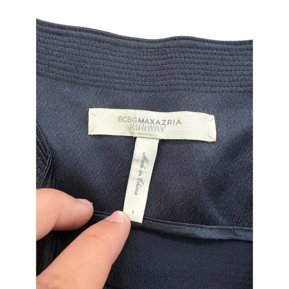 BCBGMAXAZRIA runway silk Women's Navy Blue Sleeveless Blouse Top Size Large - Picture 2 of 4